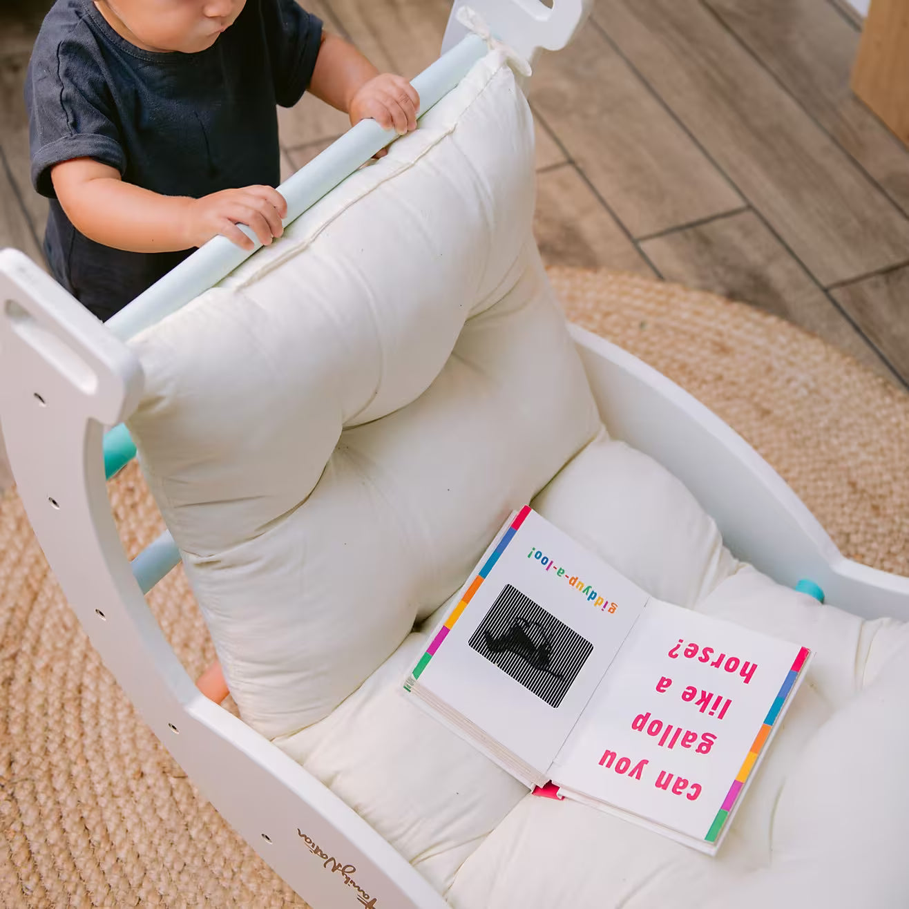 Family Nation Cuscino per Arco Montessori Rainbow