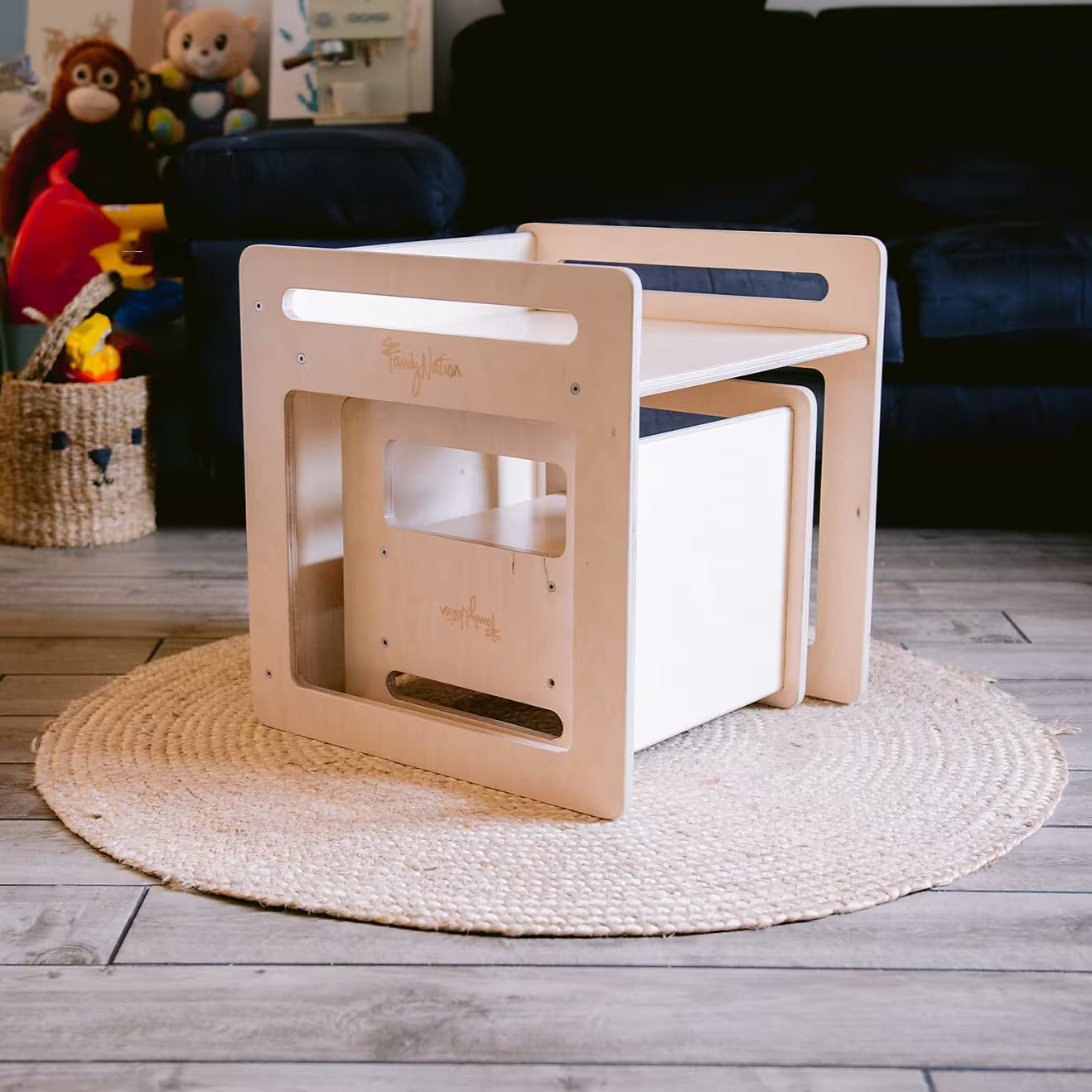 Family Nation Set Tavolo + Sedia Montessori Evolutivi